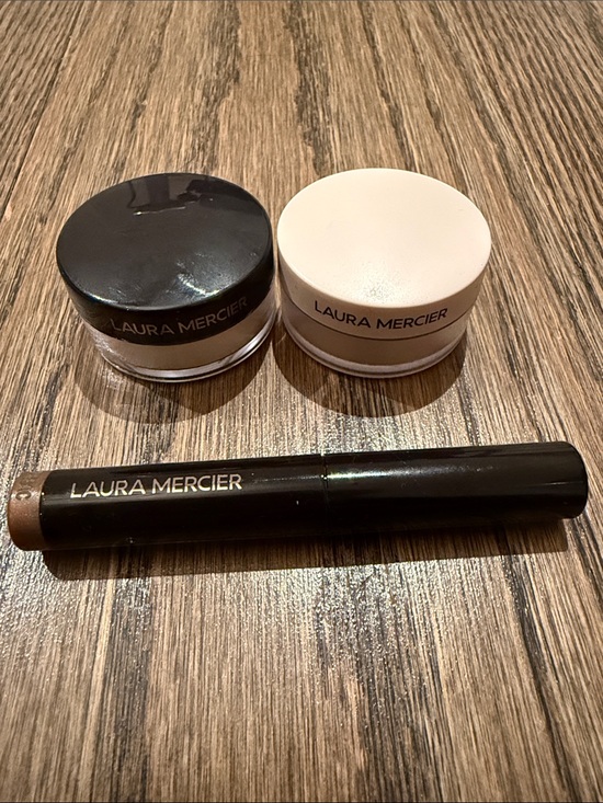 laura mercier Other - Laura Mercier Translucent Setting Powder & Caviar Stick Eye Colour Minis Trio